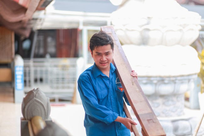 Chùa Hòa Phúc: Sinh viên trường đại học Giao Thông Vận Tải – Hà Nội về chùa sinh hoạt